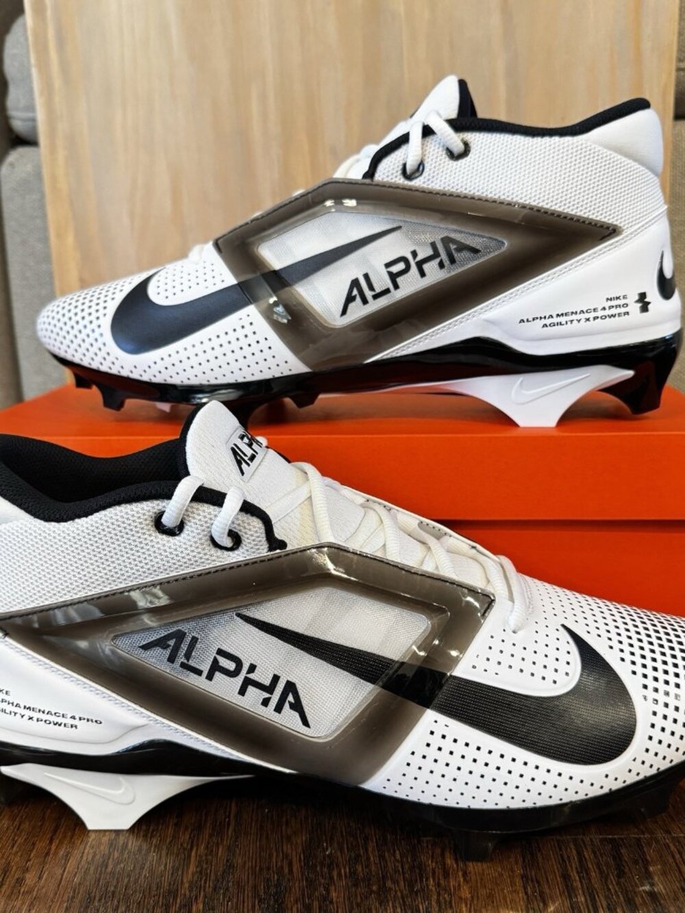 SIZE 11.5 - Nike Alpha Menace 4 Pro Football Cleat FZ7702-105 White Black NEW